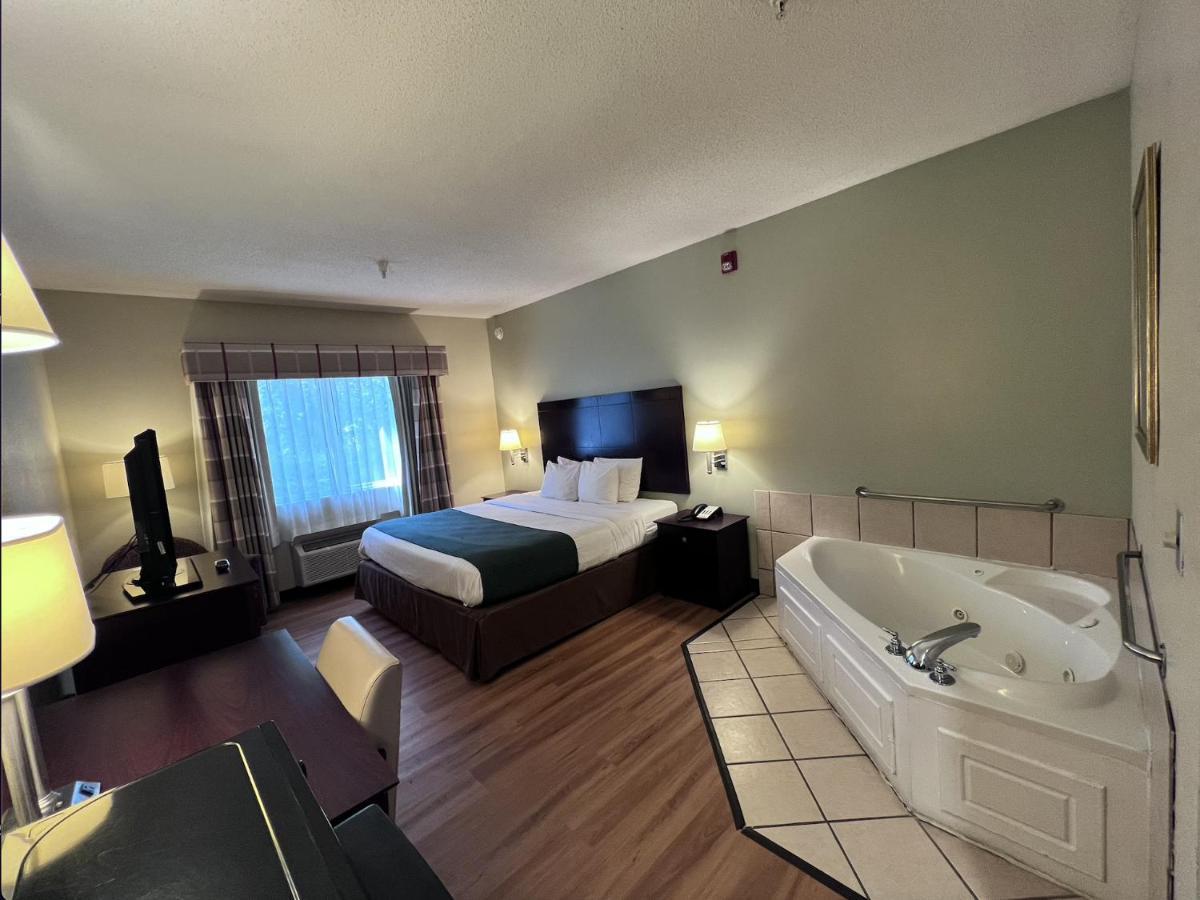 Americas Best Value Inn Wiggins Εξωτερικό φωτογραφία