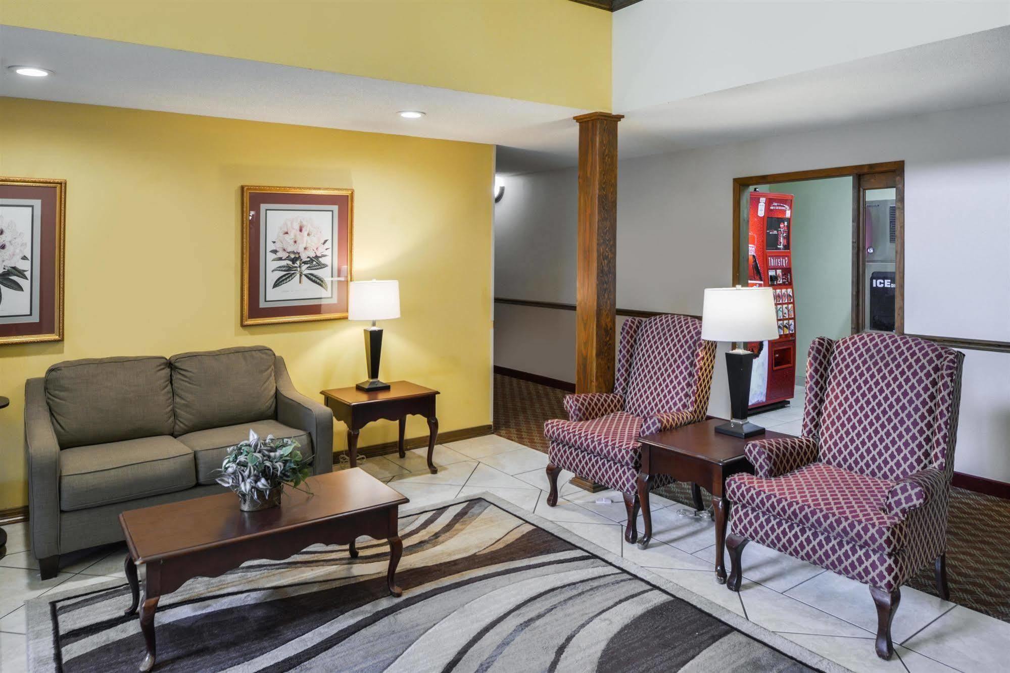 Americas Best Value Inn Wiggins Εξωτερικό φωτογραφία