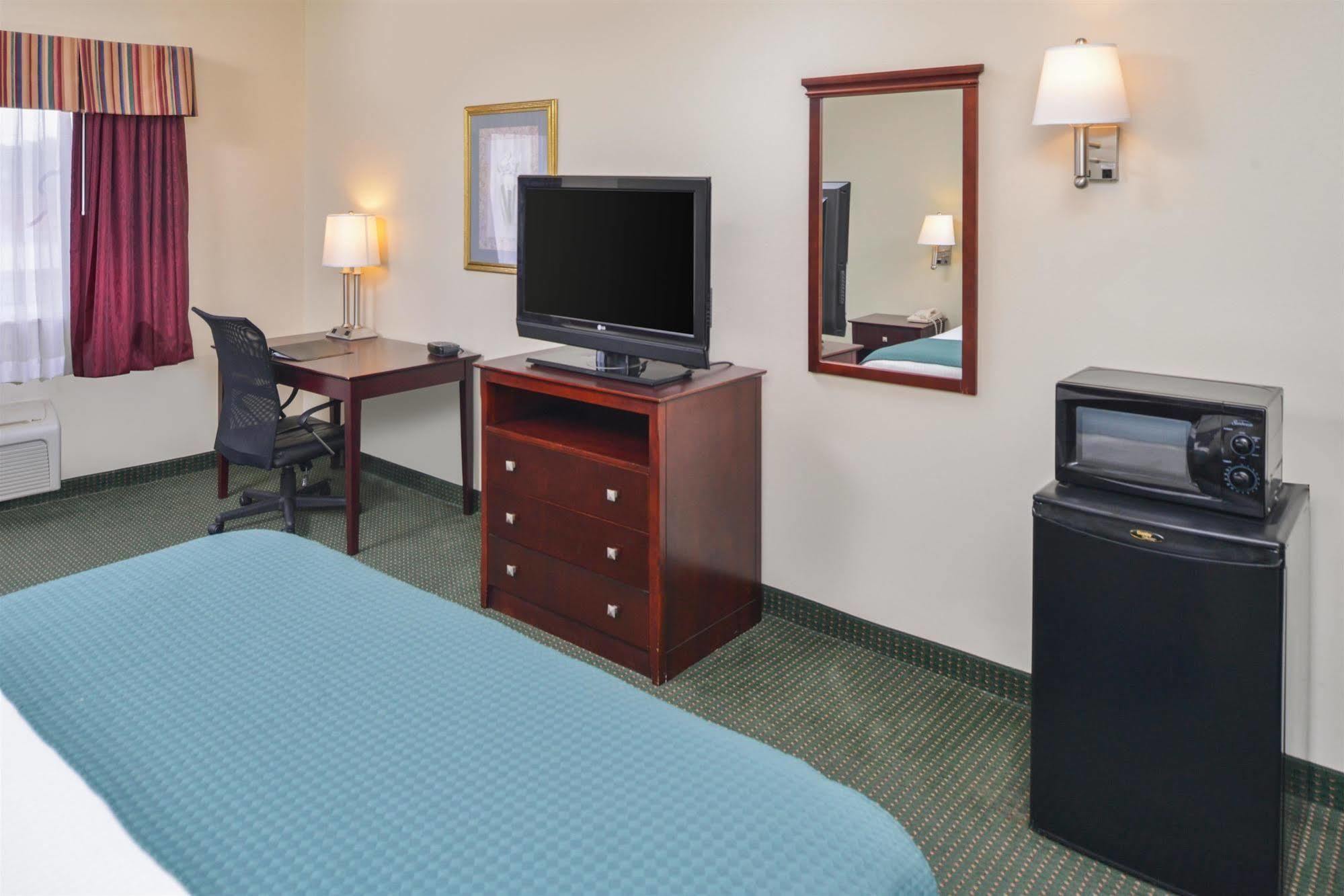 Americas Best Value Inn Wiggins Εξωτερικό φωτογραφία